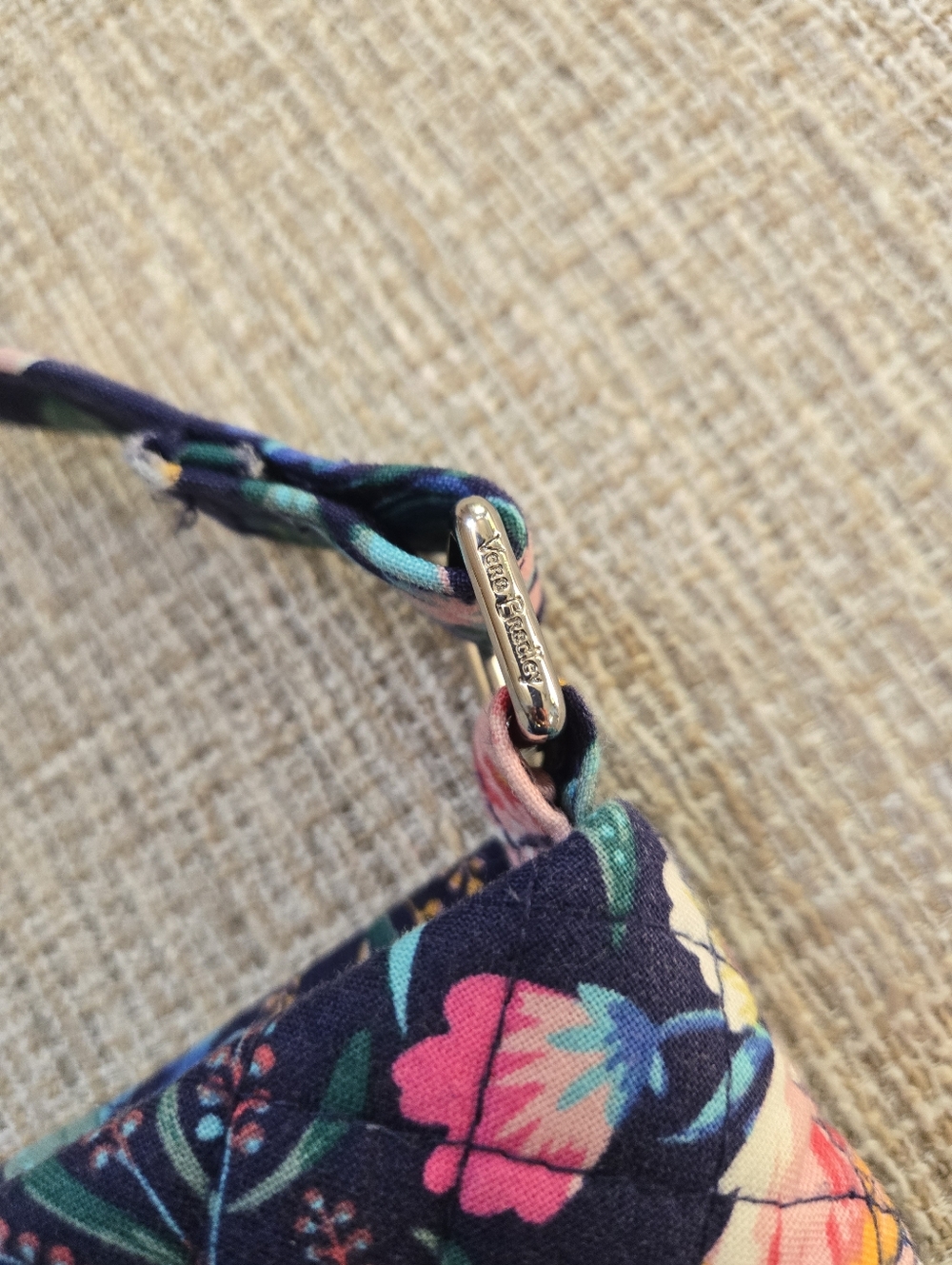 Vera Bradley Triple Zip Hipster Flamingo Garden Purse - Picture 9 of 12
